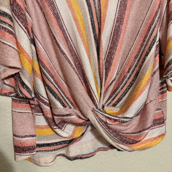 Gypsy and Moondust Boho Top Size 1X - Picture 8 of 8